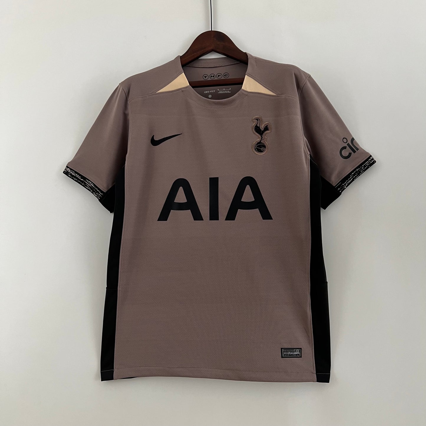 TOTTENHAM RETRÔ 23/24