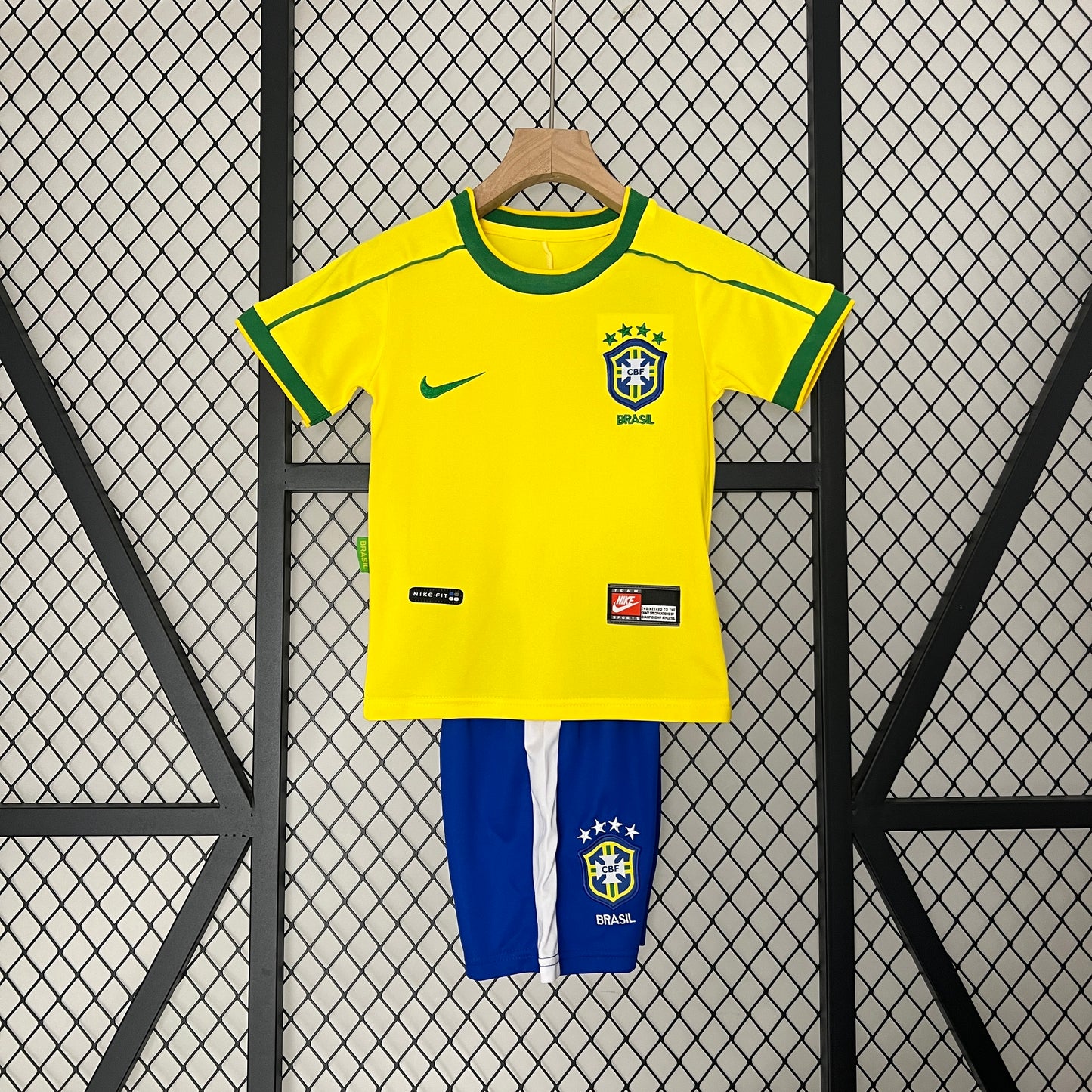 BRASIL RETRÔ 1998 KIT INFANTIL