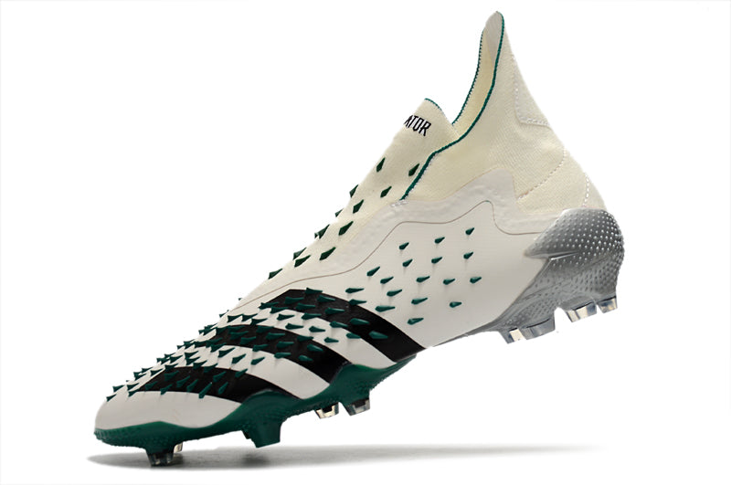 Chuteira Campo Adidas Predator Freak.1