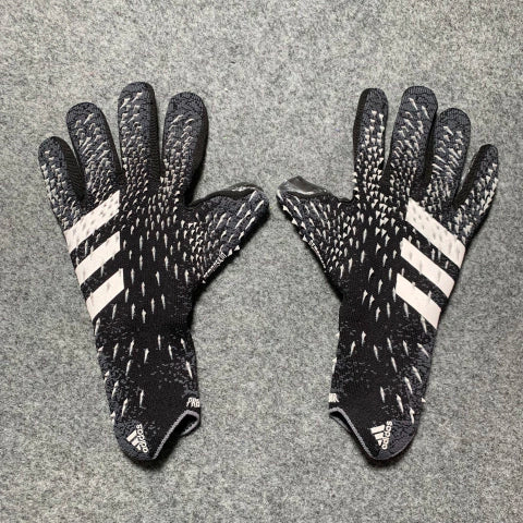 Luva de Goleiro Adidas Predator Freak