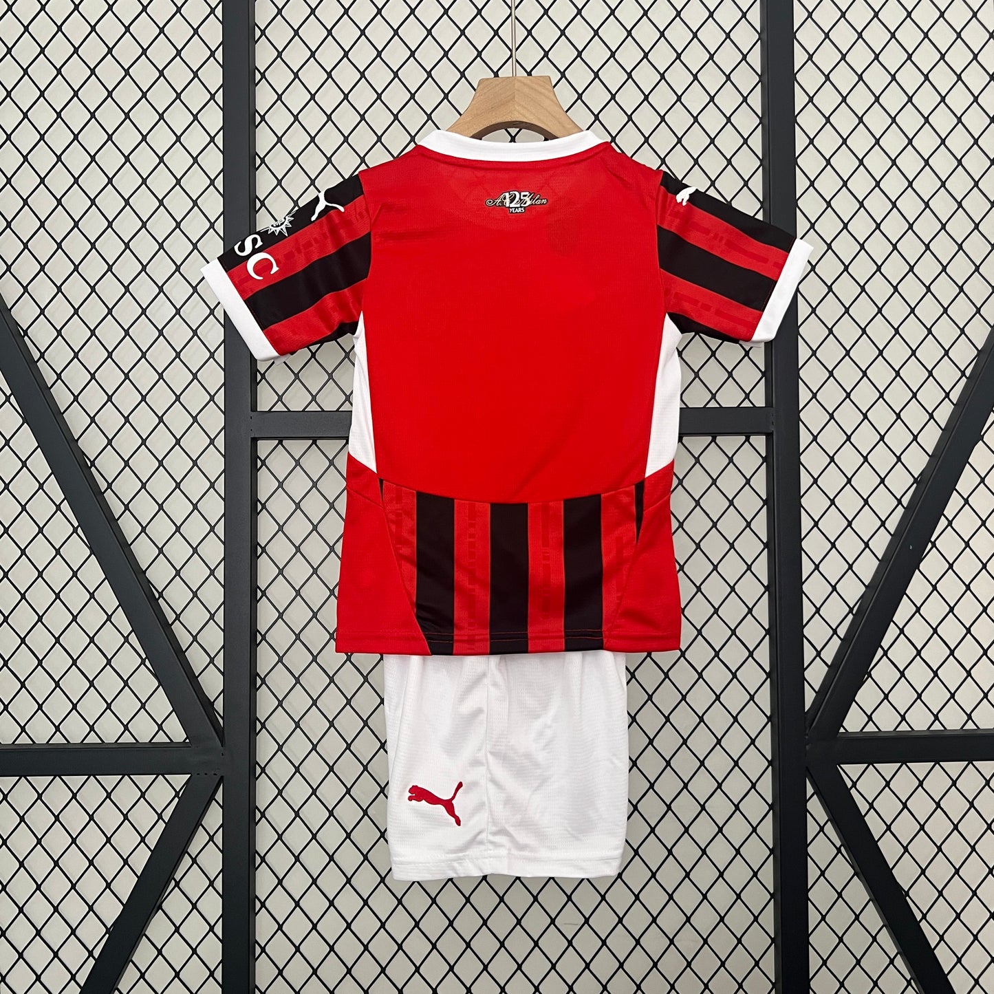 MILAN 24/25 KIT INFANTIL